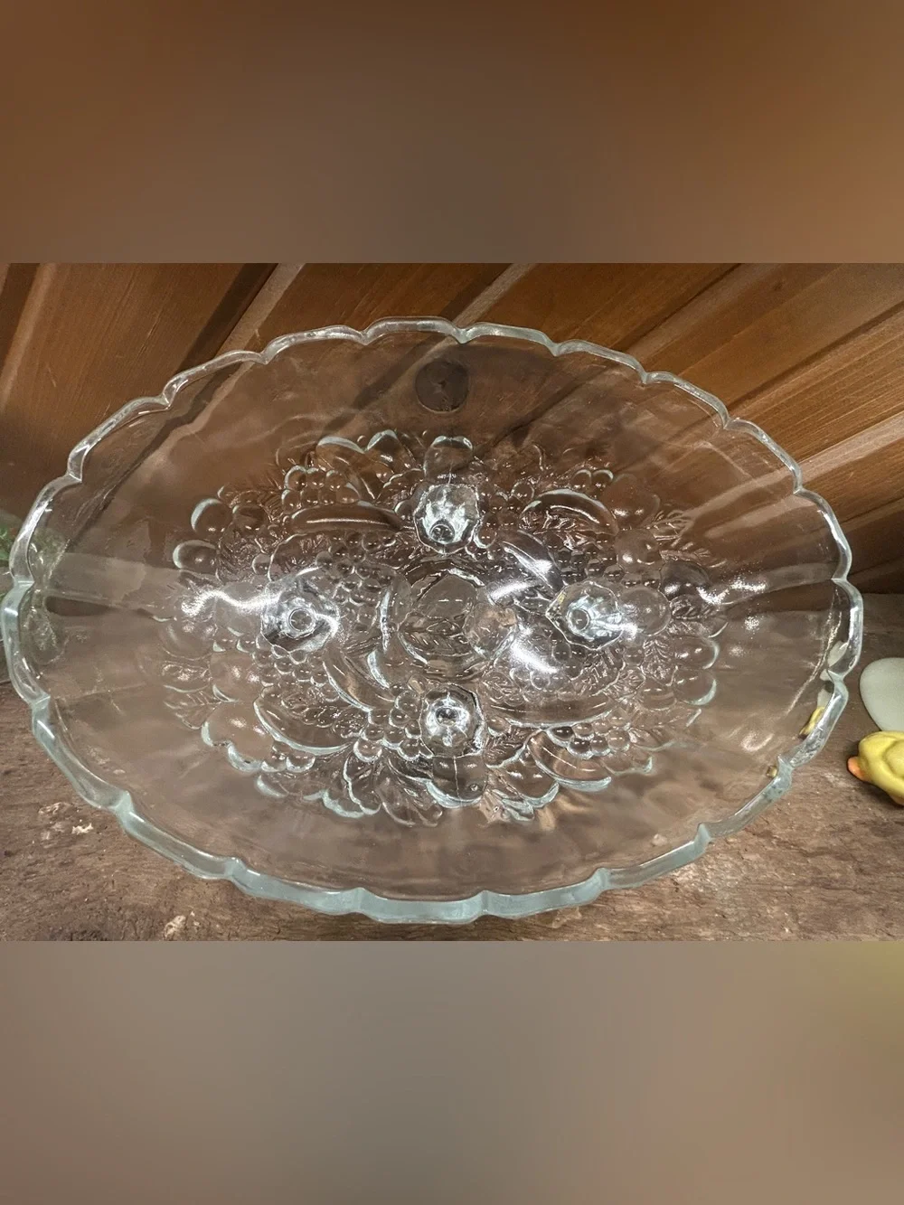 Vintage Indiana Glass Harvest Grape Glass Fruit Bowl (C)